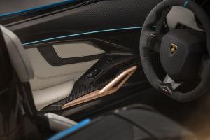 Lamborghini Sian Roadster 2020 года 